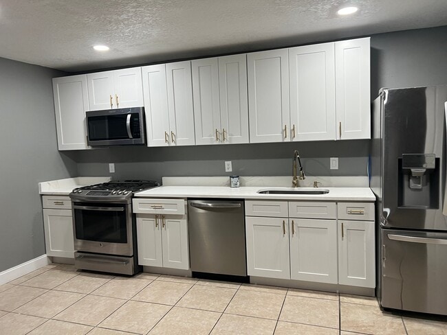 Photo - 710 Marlowe Ave