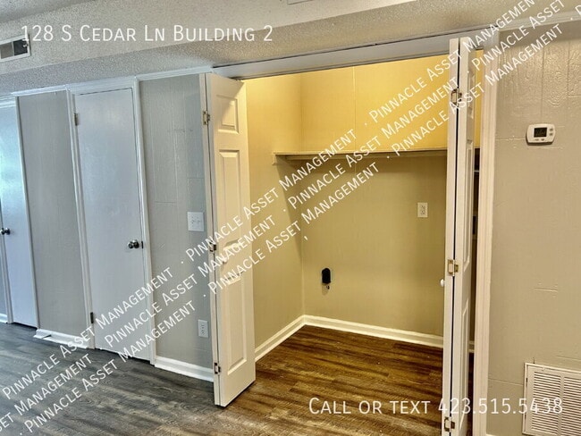 Photo - 128 S Cedar Ln Unit 2