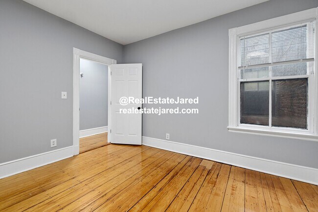 Photo - 9/1/25 Renovated 4BR near Northeastern, We...
