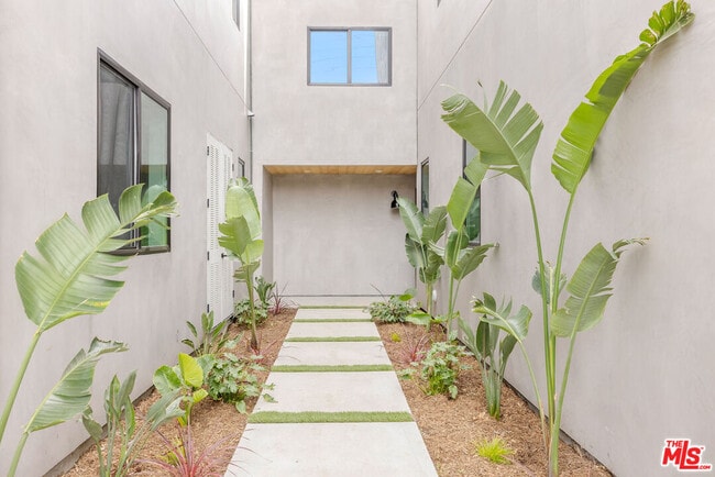 Photo - 12702 Pacific Ave