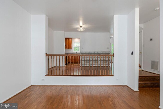 Photo - 8207 Cedar Landing Ct