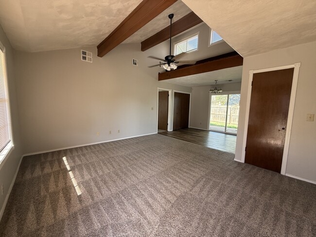 Photo - 2204 Post Oak Dr