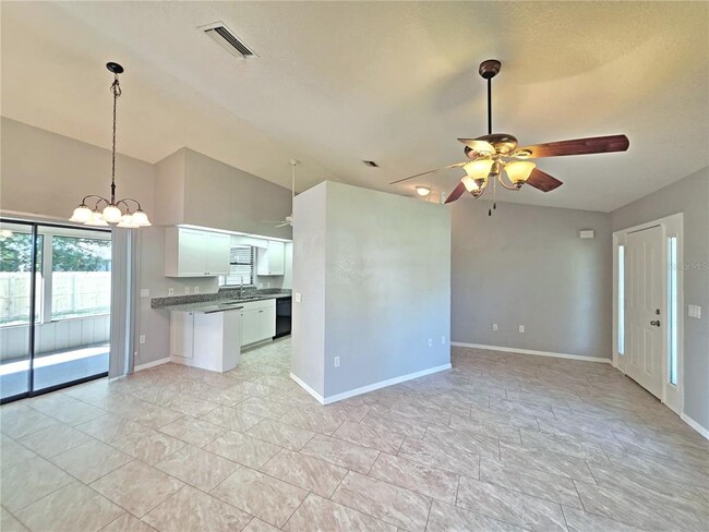 Photo - 920 Tanager Rd