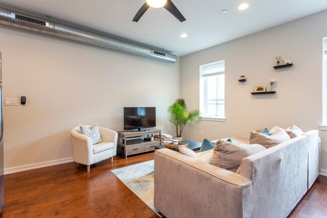 Photo - 830 S 4th St Unit #7