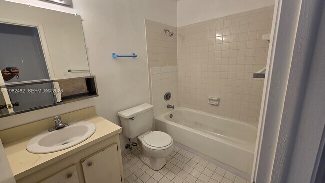 Photo - 13950 NE 4th Ave Unit AA