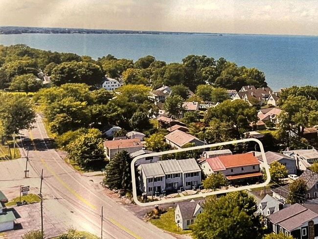 Aerial view - 1021 West Dr Unit 4