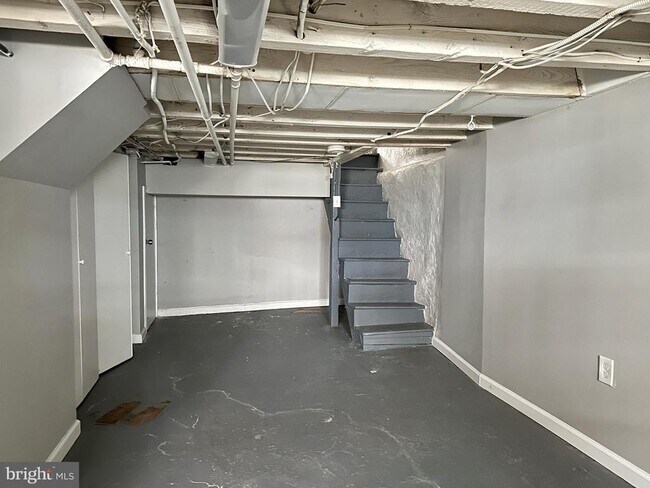 Photo - 1718 N Lambert St Unit 1