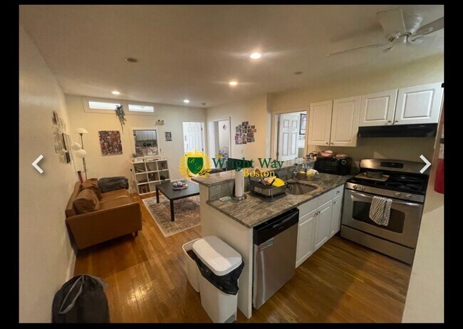 Photo - 66 Egmont St Unit 4DW