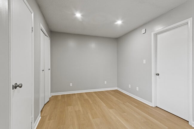 Photo - Swan Creek Apartments