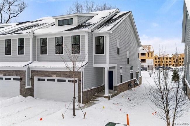 Photo - 10633 Barrett