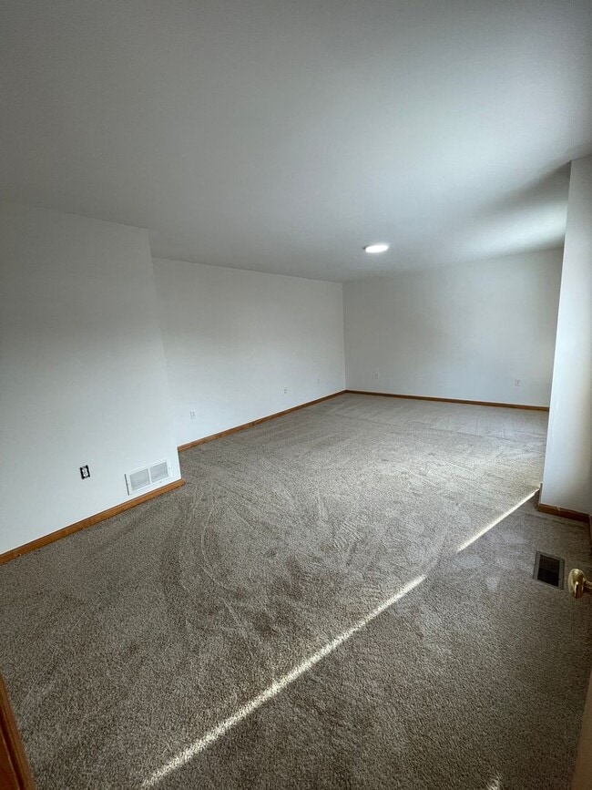 Photo - 1288 Broadway St Unit Apt B