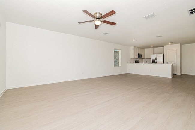 Photo - 1285 Wedge Leaf Ln