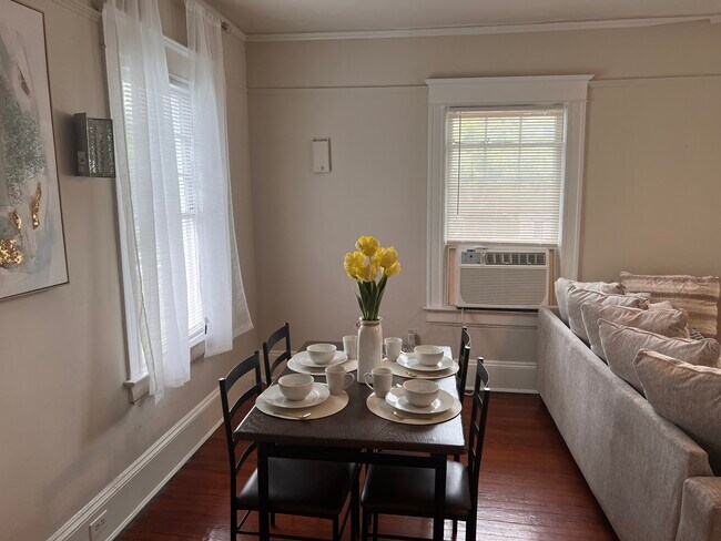 Photo - 2533 Post St Unit #2