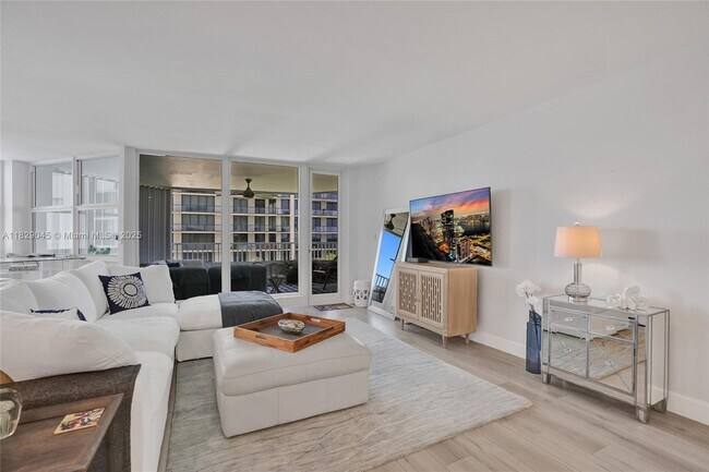 Photo - 1340 S Ocean Blvd Unidad 403