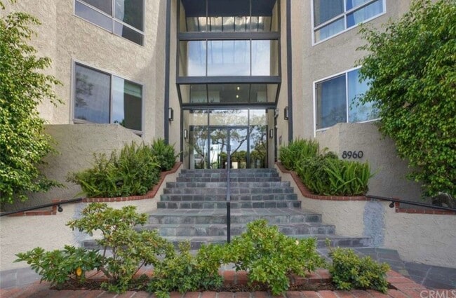 Building Photo - 8960 Cynthia St Rental