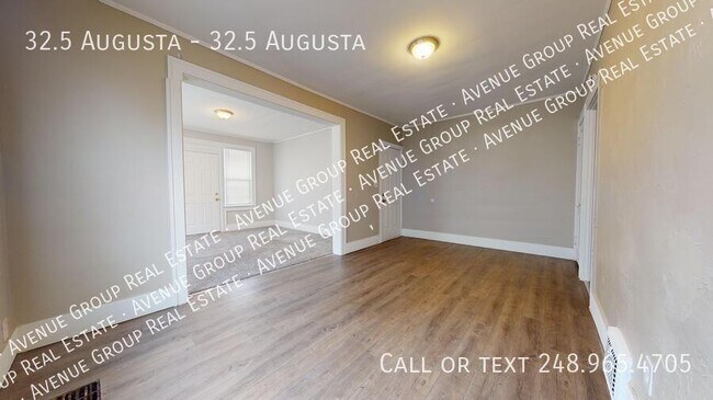 Photo - 32.5 Augusta Ave Unidad 32.5 Augusta