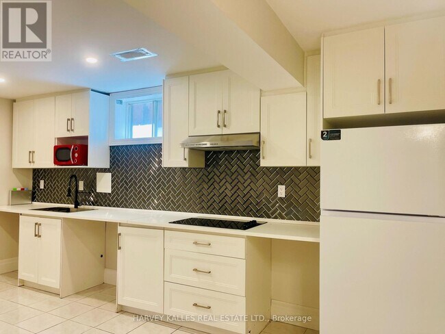 Photo - 16 Rustic Rd