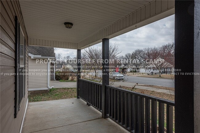 Photo - 1384 S Holland Dr