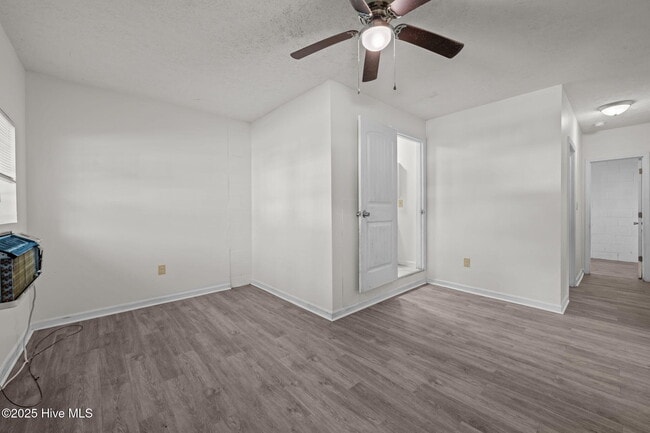 Photo - 700 2nd Ave