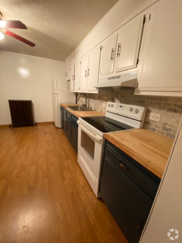 Houses for Rent with Washer & Dryer in Rostraver Township PA 164