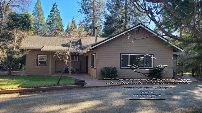 Photo - 18449 Shasta Dam Way