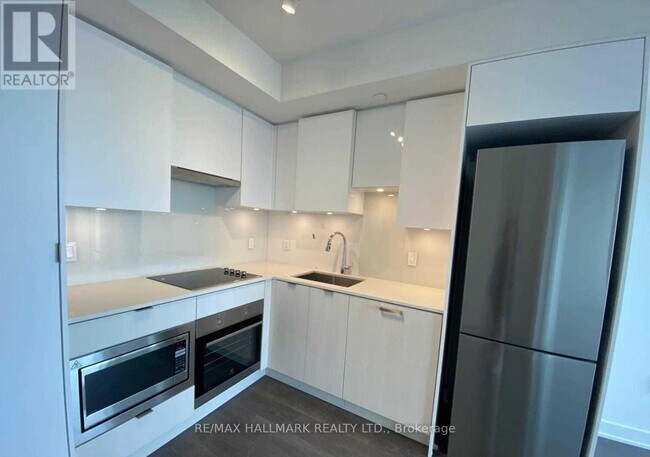 Photo - 99 Broadway Ave Unité 2411 Nt