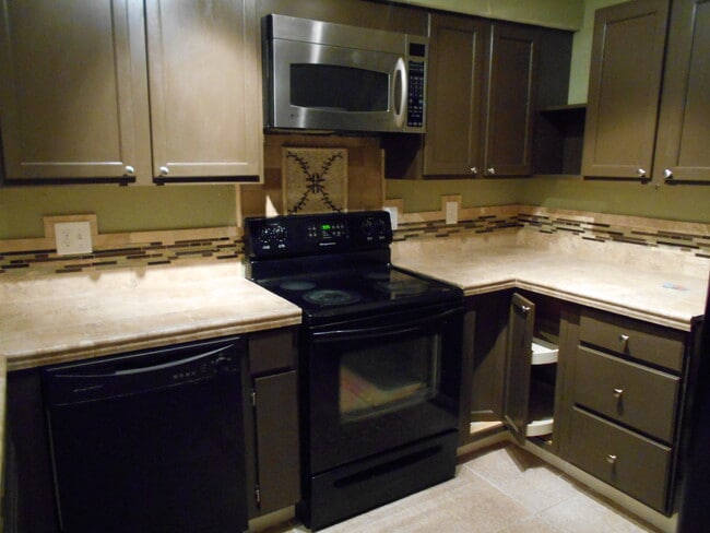 Photo - 9000 Bissonnet St Unidad 1004 Rental