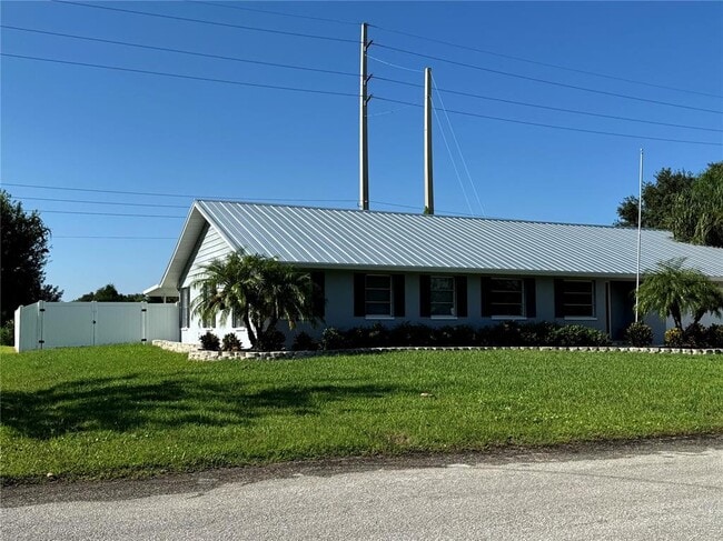 Building Photo - 5608 43rd Ave E Rental