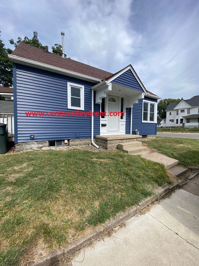 Building Photo - 727 Randolph St