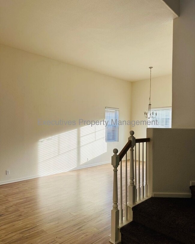 182 Oleander Dr