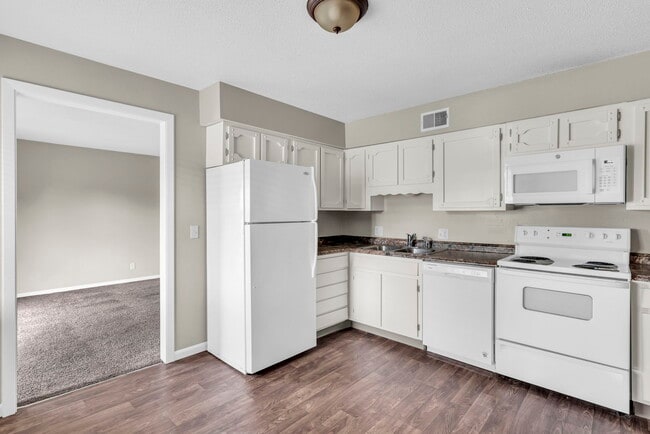 Photo - The Pines at Red Bridge