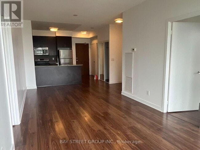 Photo - 260 Sackville St Unit 909