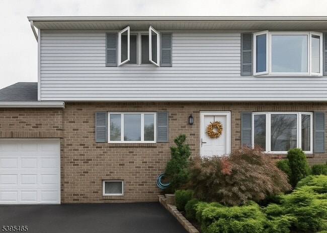 Photo - 128 Lee St Unit 1