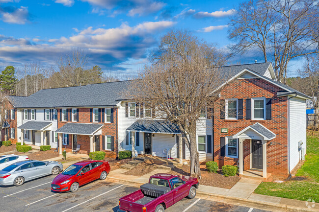 Building Photo - Ashbrook Village Rental
