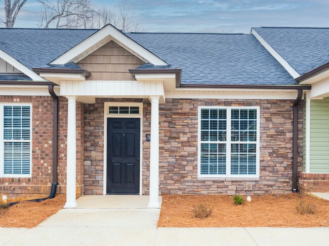 52 Butler Commons Dr Unit 52