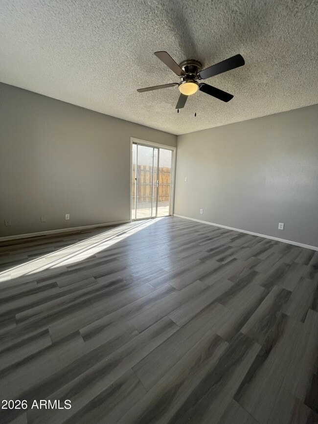 Photo - 6527 N 67th Ave Unit 103