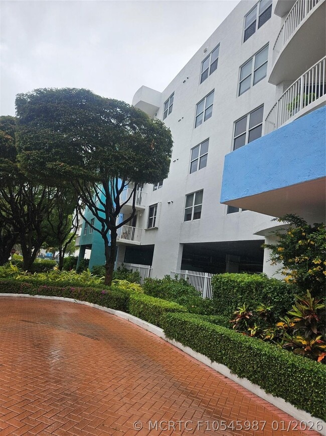 Photo - 1555 N Treasure Dr Unit 210