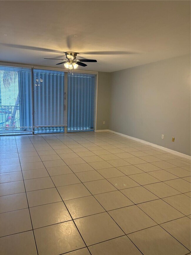 Photo - 16531 NE 35th Ave Unit 202