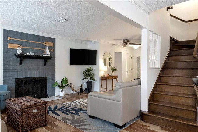 Building Photo - 612 Montezuma Dr Rental