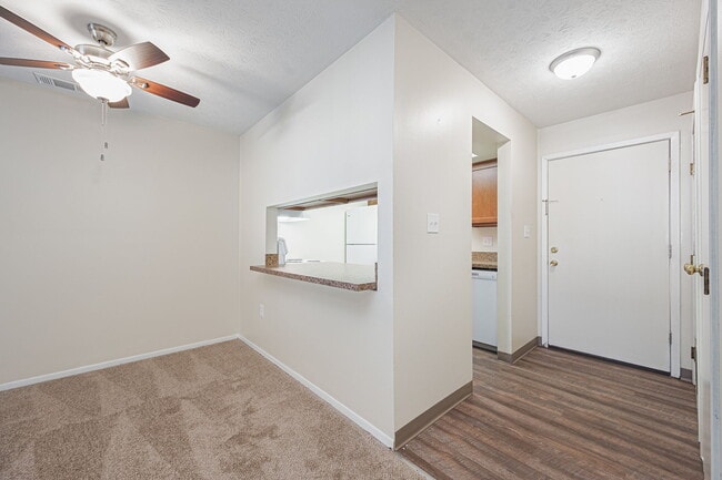 Photo - Nicholas Square