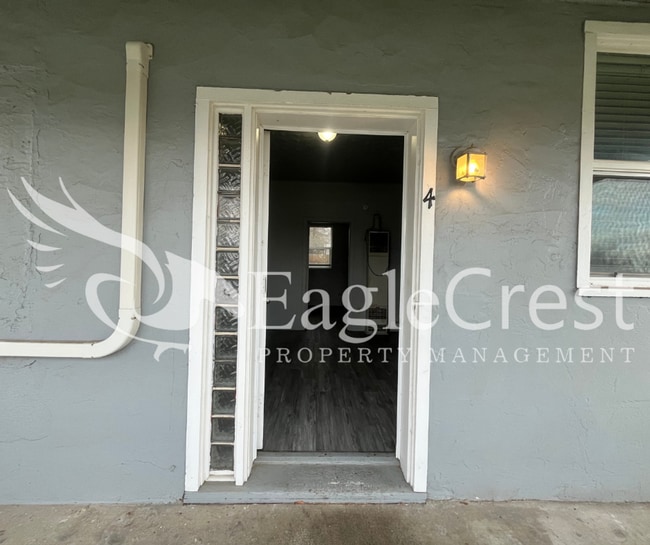 Photo - SKYWAY Unit 4