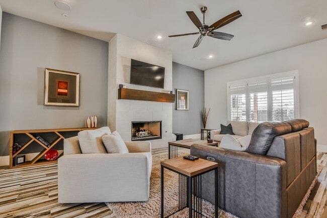 Photo - Stunning 4-Bedroom Luxury Home with Resort-Style Pool in Prestigious Oakmont Estates – Available ...