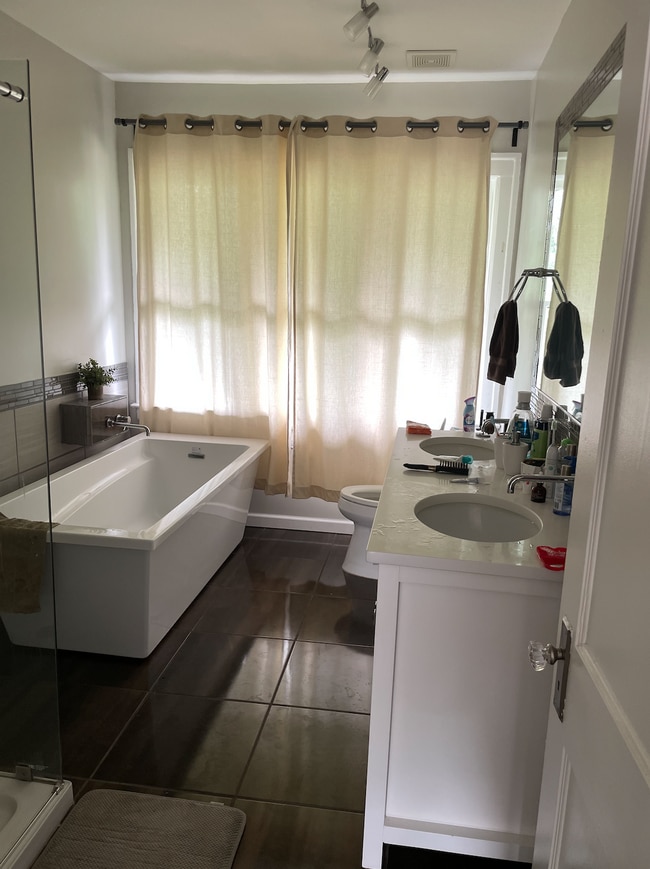 Photo - 1605 W Boston Blvd