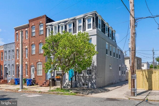 Photo - 1102 Carroll St