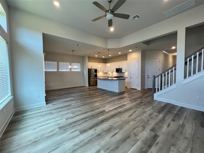 Building Photo - 5820 Harper Park Dr Rental