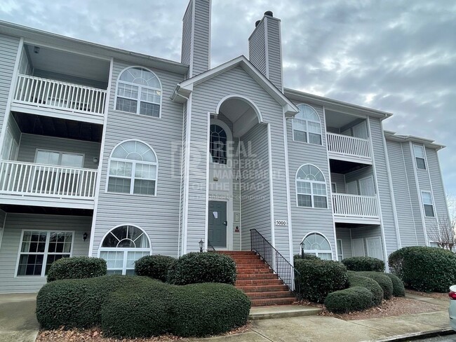 Cozy and Beautiful 2bd/2ba Condo in Somers... - Cozy and Beautiful 2bd/2ba Condo in Somers...