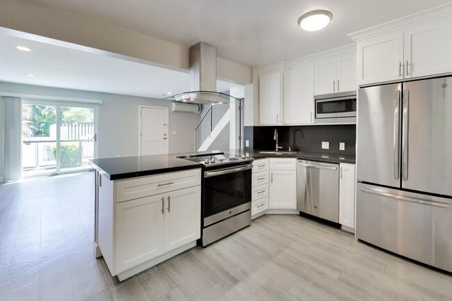 Photo - 1662 Hollenbeck Ave Unit 15
