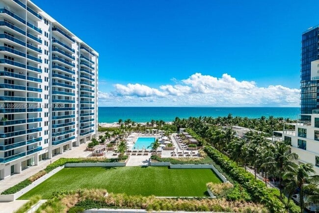 Photo - 2301 Collins Ave Unidad 738