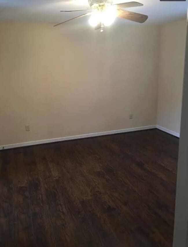 Photo - 5604 Knockadoon Ct