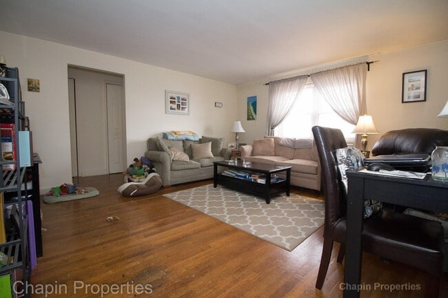 Photo - 95 Chestnut St